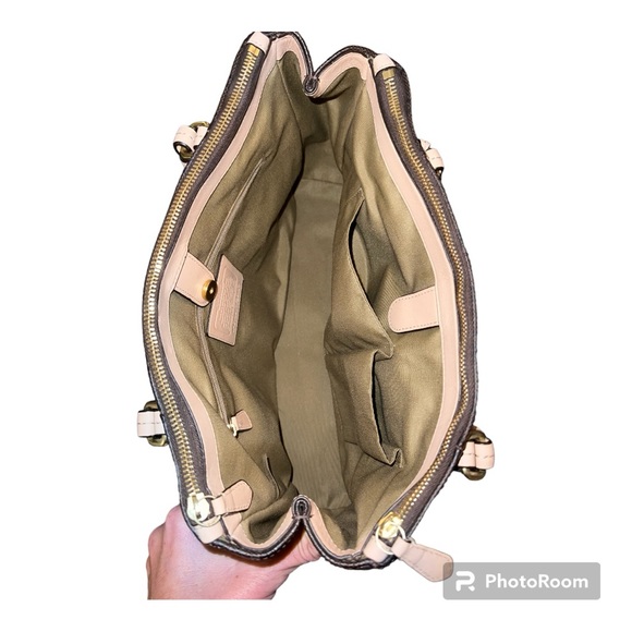 Coach Signature Peyton Double Zip w/ Matching Wallet- EUC - Picture 7 of 14